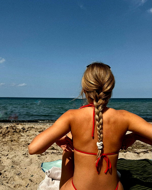 danamrts instagram image archive image