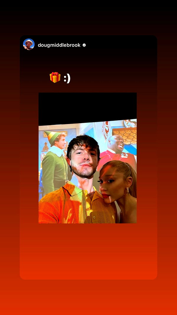 arianagrande instagram image archive image