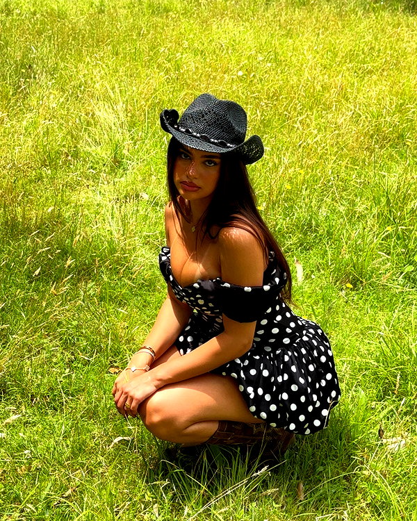 godbless_jess instagram image archive image
