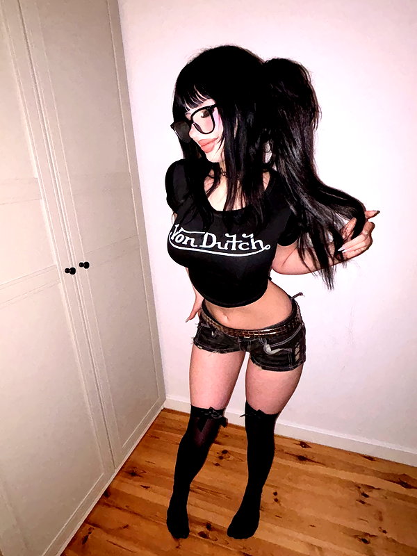 akasukye instagram image archive image