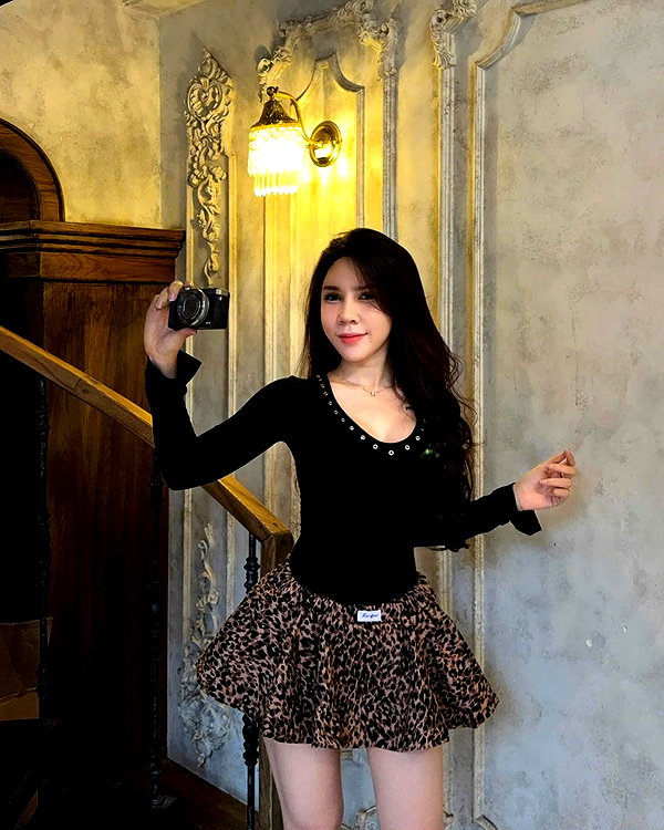 lyhythuedoxinh instagram image archive image