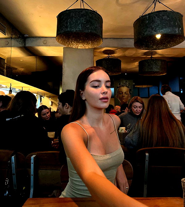 veroni22ka instagram image archive image