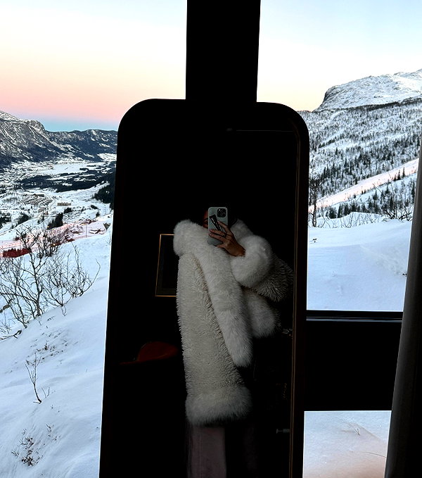 zoeliss instagram image archive image