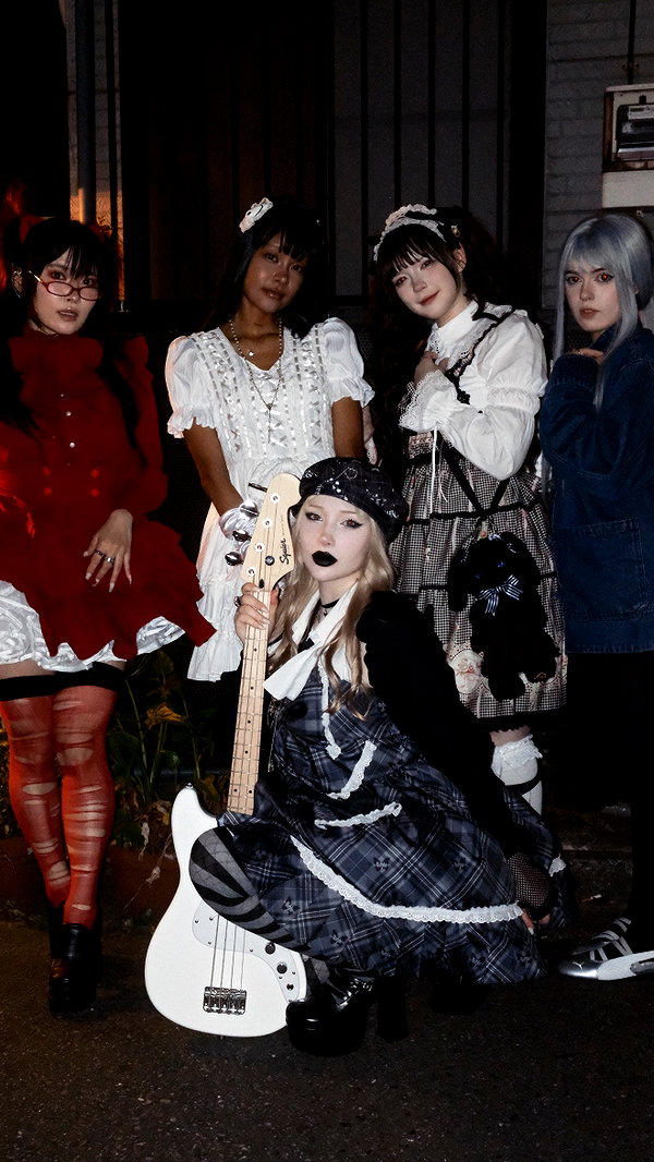 alina_thedoll instagram image archive image