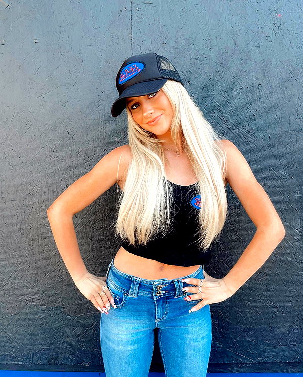 ellianawalmsley instagram image archive image