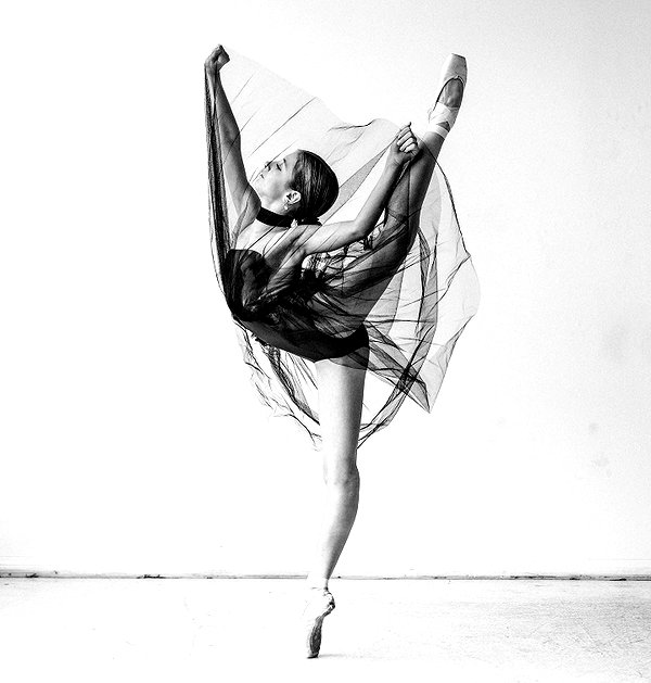 ellianawalmsley instagram image archive image