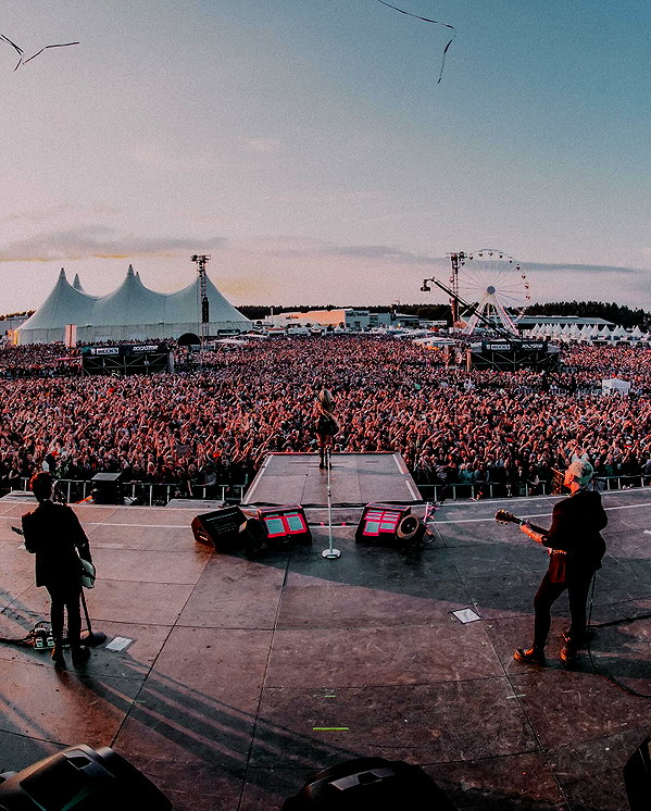 avrillavigne instagram image archive image