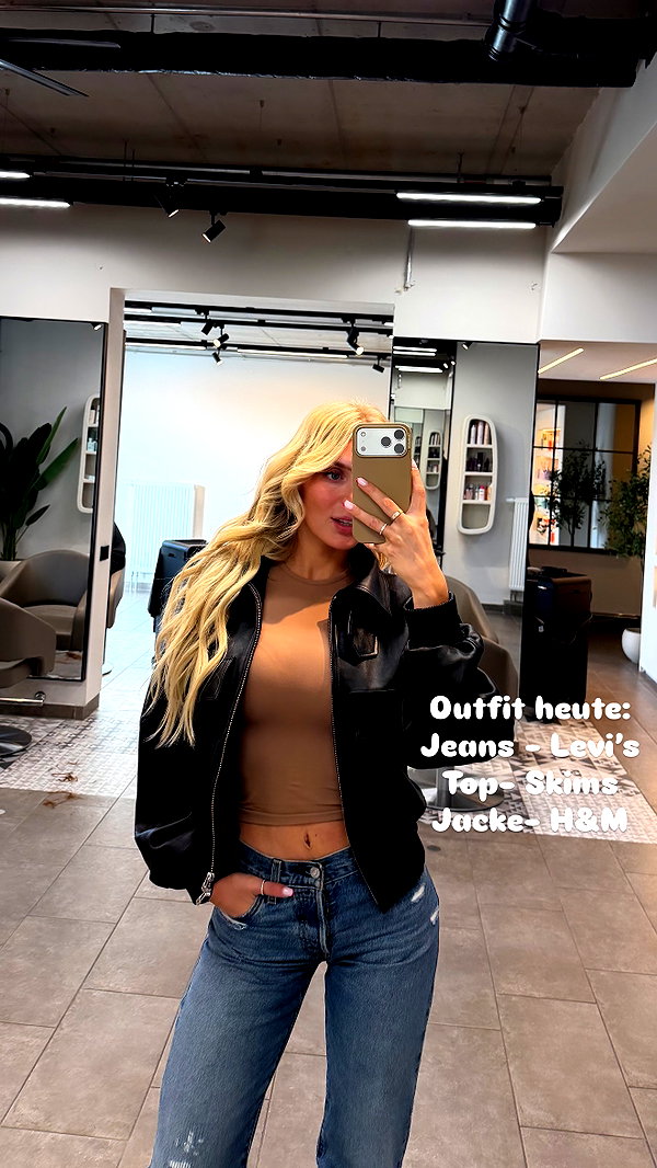 alexis.blond instagram image archive image