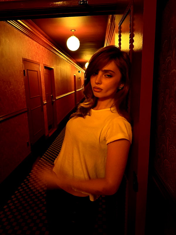 renatarrii instagram image archive image
