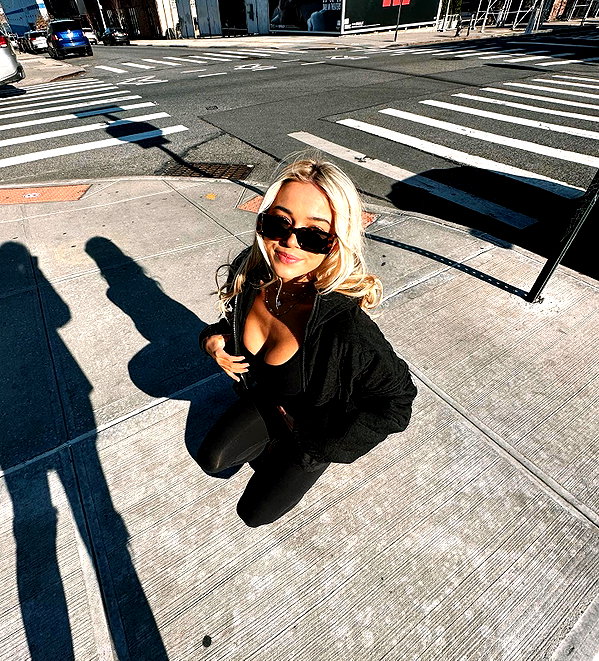livvydunne instagram image archive image