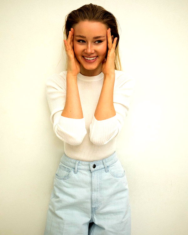 lilih instagram image archive image