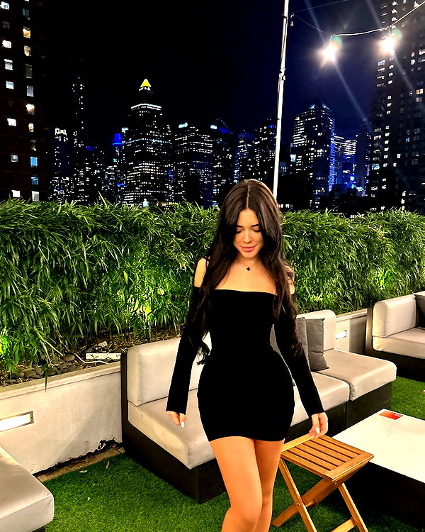 vanessa.rhd instagram image archive image
