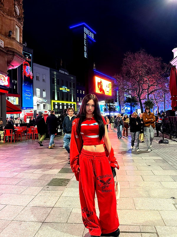 joycee.e instagram image archive image
