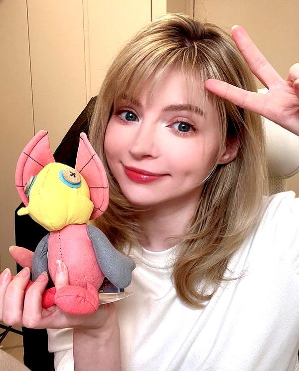 peachmilky_ instagram image archive image