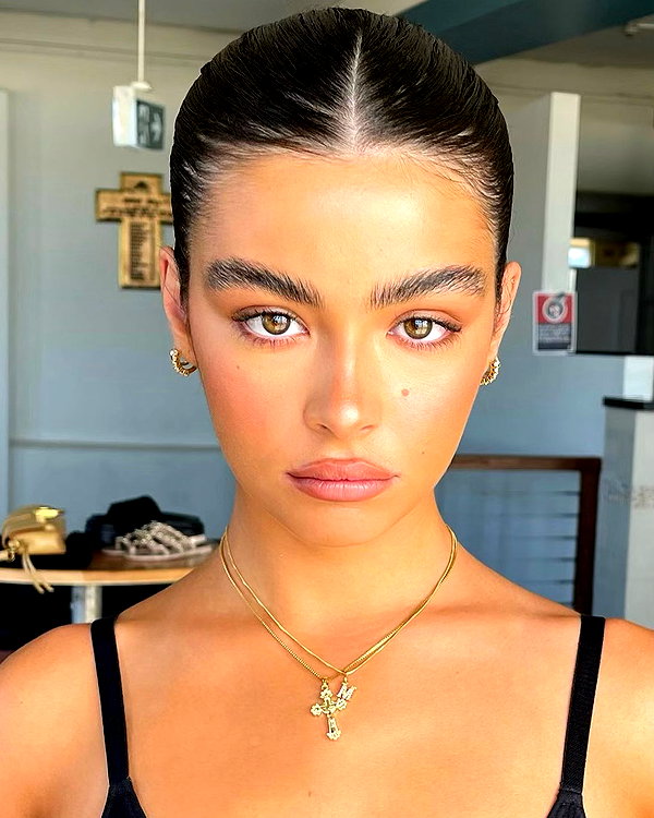 oliviaphillipps instagram image archive image