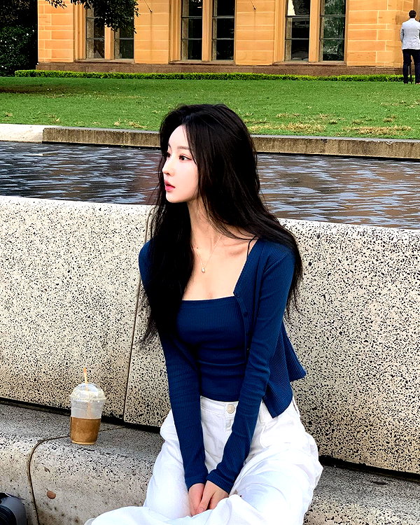daxbin instagram image archive image