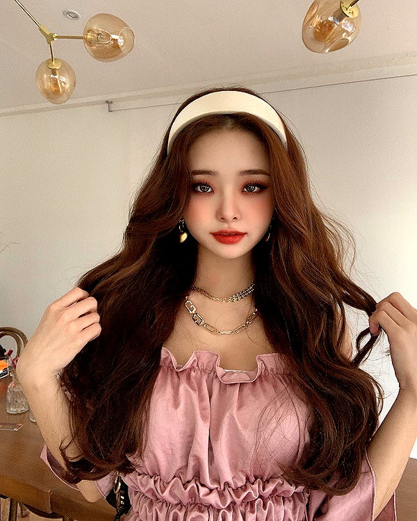 dear.zia instagram image archive image