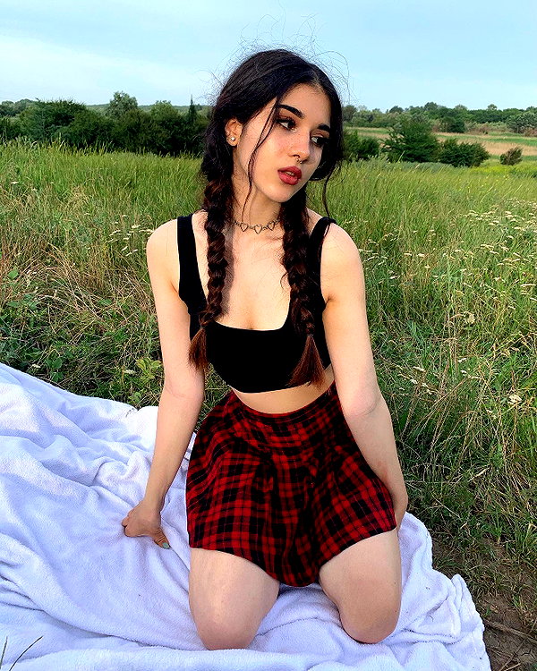 owlydiaa instagram image archive image