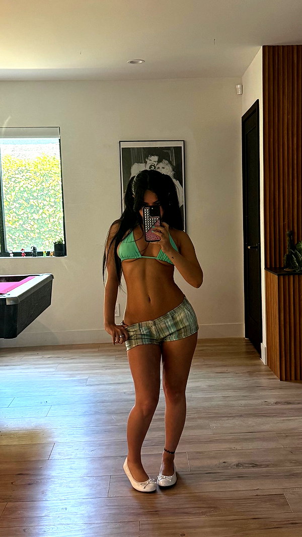 tarayummyy instagram image archive image