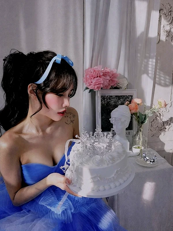 bora__look instagram image archive image