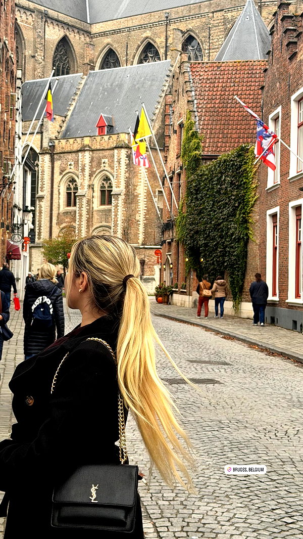 msss__annais instagram image archive image