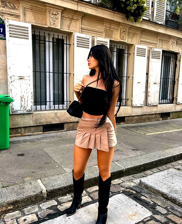 vanessa.rhd instagram image archive image