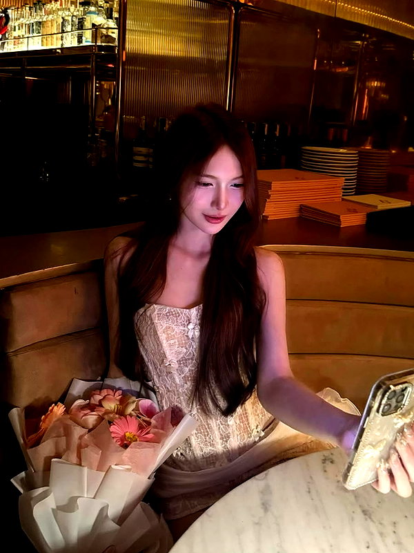 lyhythuedoxinh instagram image archive image