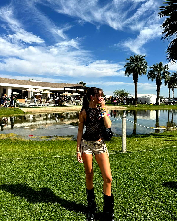 chloerosenbaum instagram image archive image