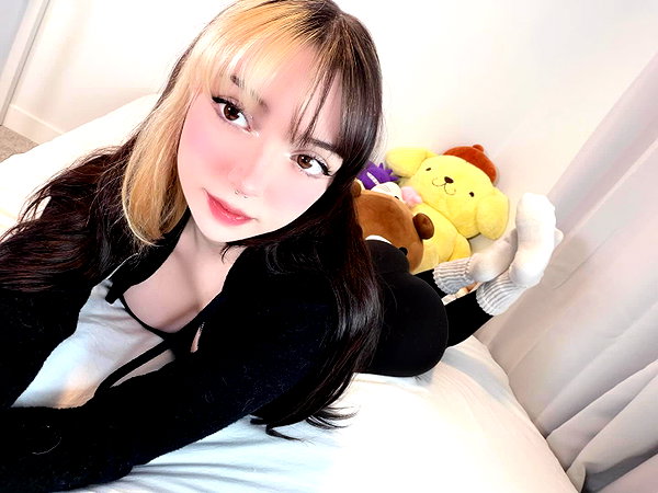 mia4rentz instagram image archive image