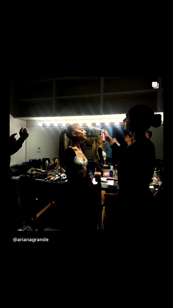 arianagrande instagram image archive image