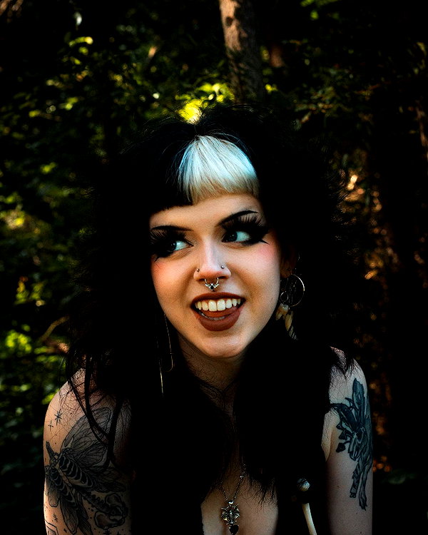 yeahimcaroline instagram image archive image