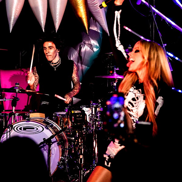 avrillavigne instagram image archive image
