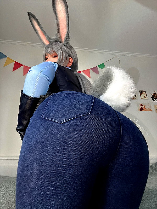 bakachi_cos instagram image archive image