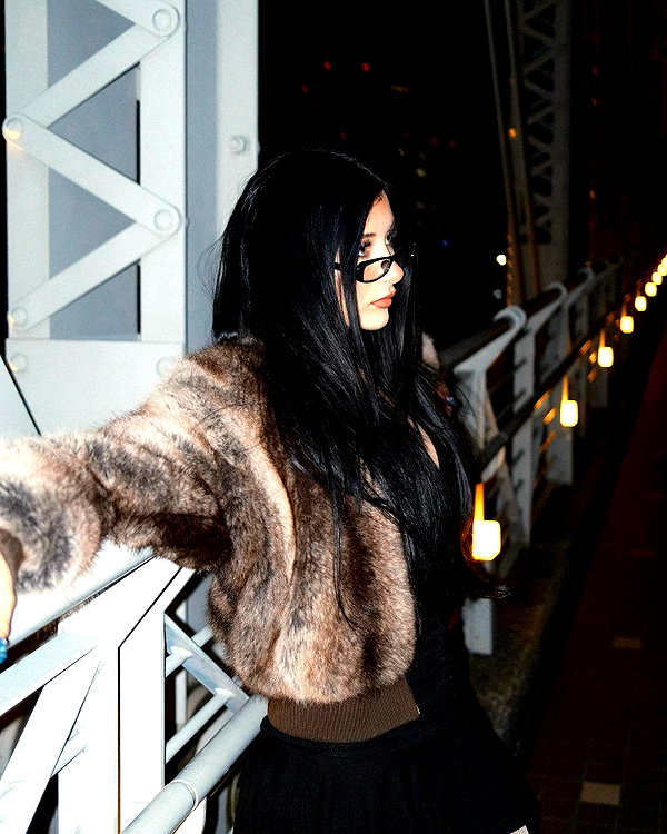 ellianawalmsley instagram image archive image