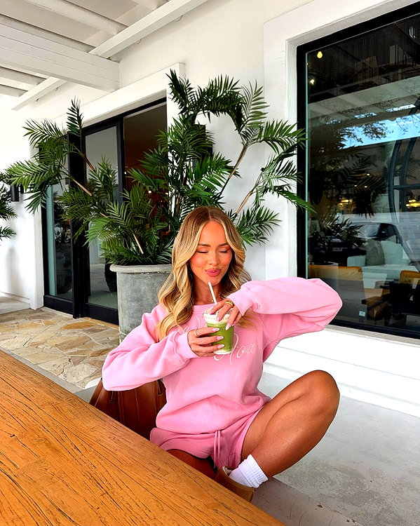 allieauton instagram image archive image
