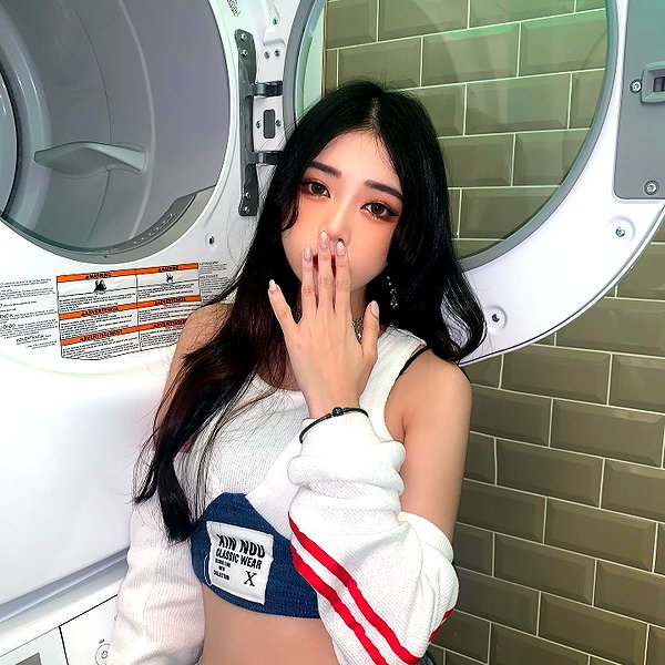 nixqq.425_ instagram image archive image