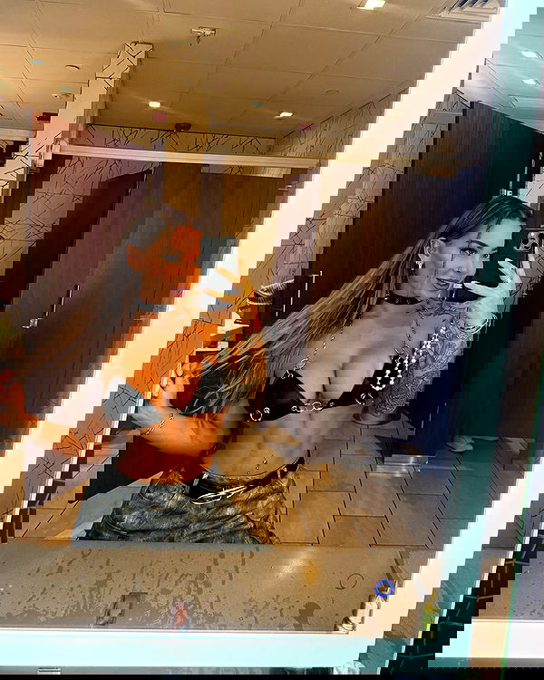 itshayleydavies itshayleydavies archive image