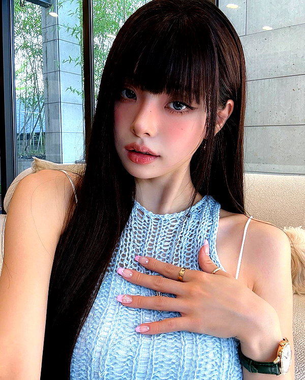 dear.zia instagram image archive image