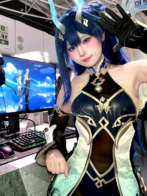 purinn_cos instagram image archive image