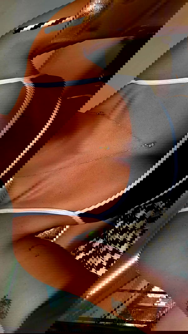 rebeccaschez rebeccaschez archive image