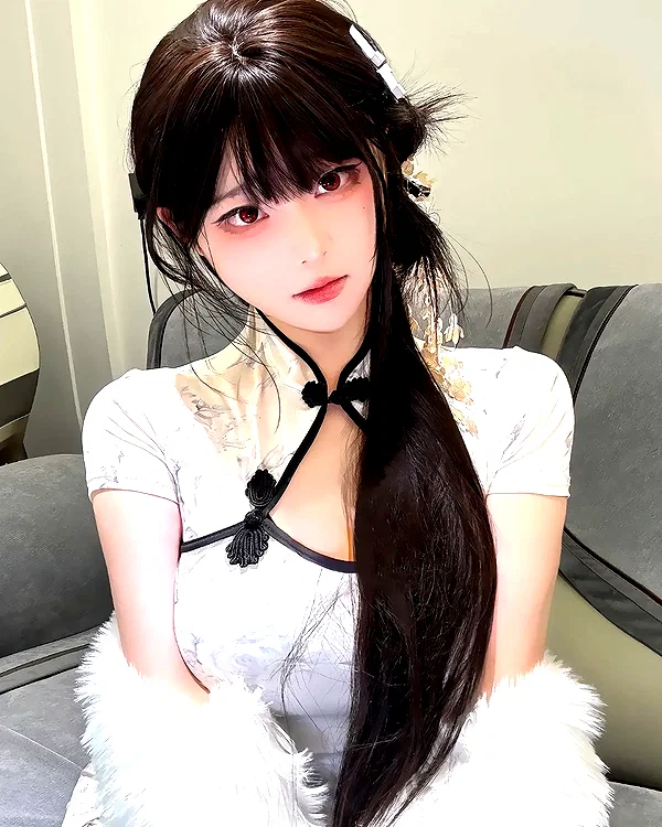 yingyinng_ instagram image archive image