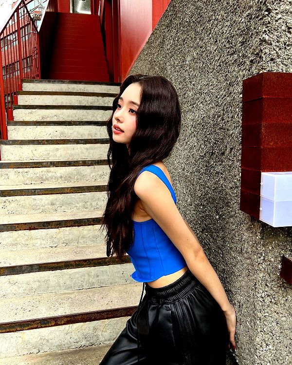 dear.zia instagram image archive image