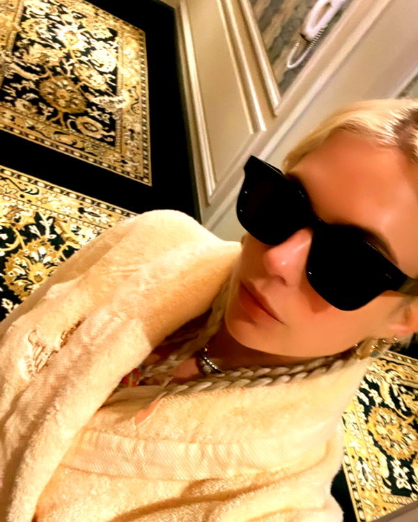 ashleybenson instagram image archive image