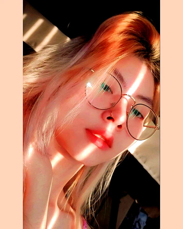 the.q.felicia instagram image archive image