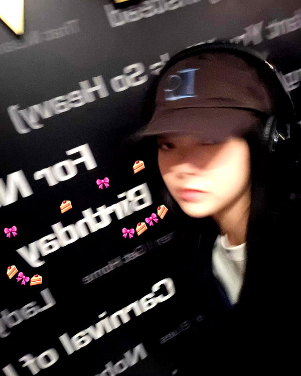 hhh.e_c.v instagram image archive image