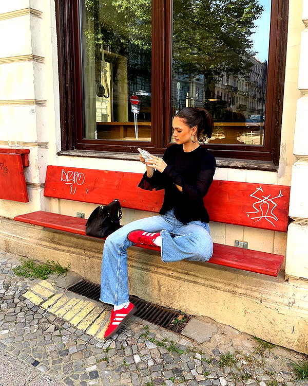 emmaaurora instagram image archive image