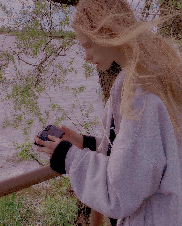alisen.mari instagram image archive image
