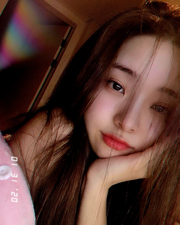 dear.zia instagram image archive image