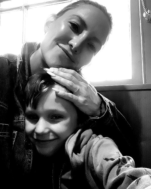katehudson instagram image archive image