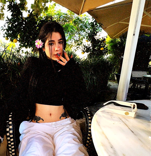 evasela__ instagram image archive image